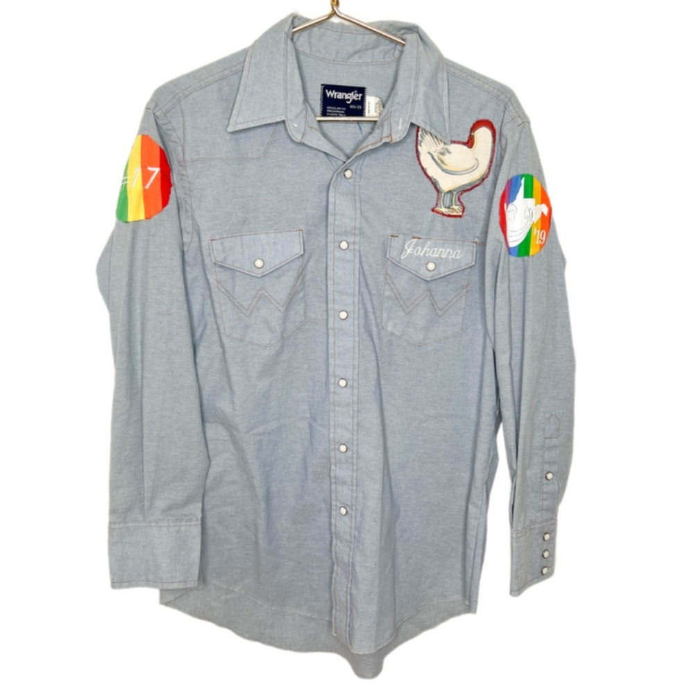 Wrangler | Vintage Custom Chicken Patch Johanna Puff Paint Embroidered